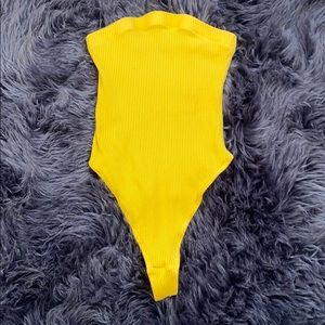 Urban Outfitters bodysuit xs